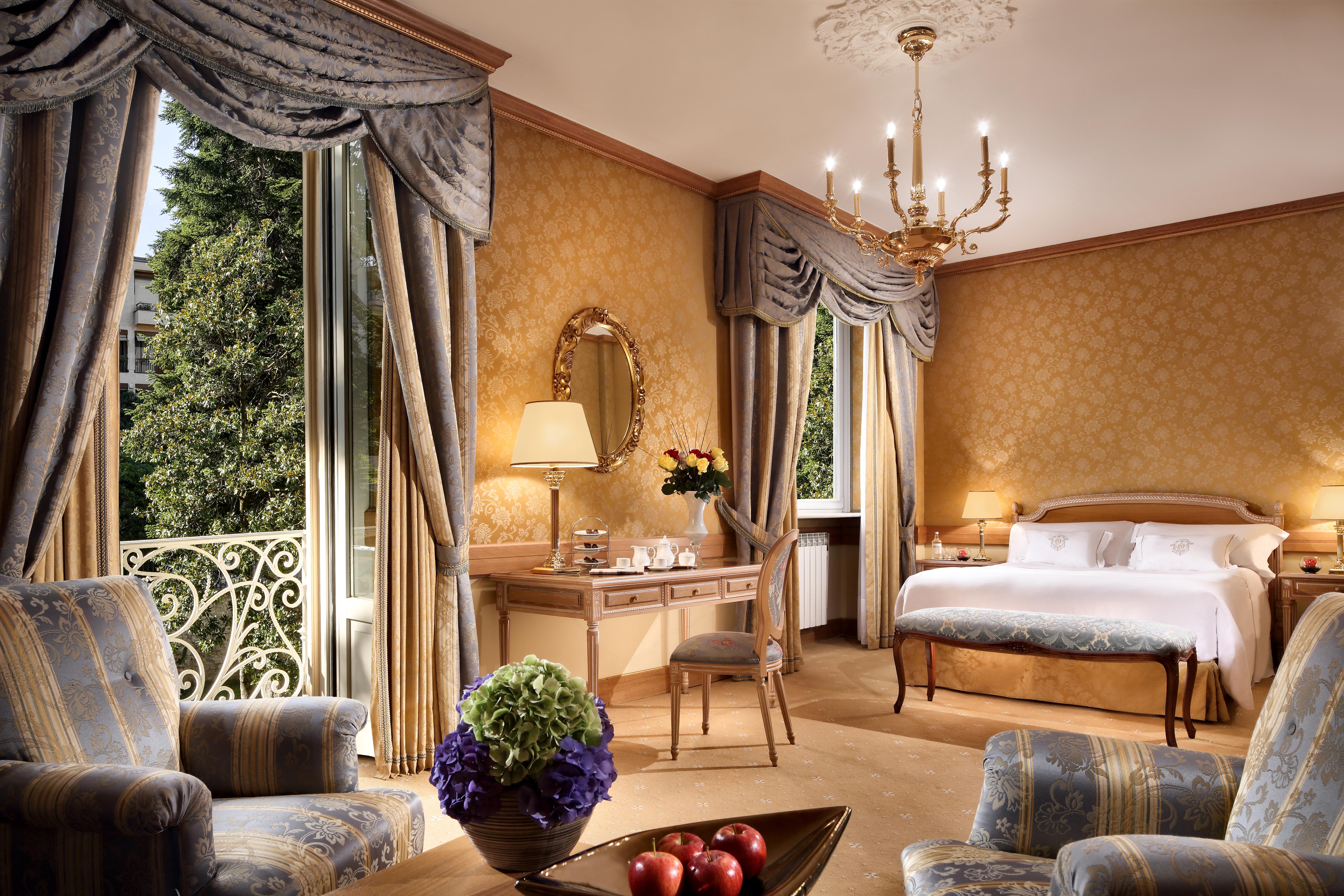 Hotel Splendide Royal Lugano Buitenkant foto A suite at the hotel