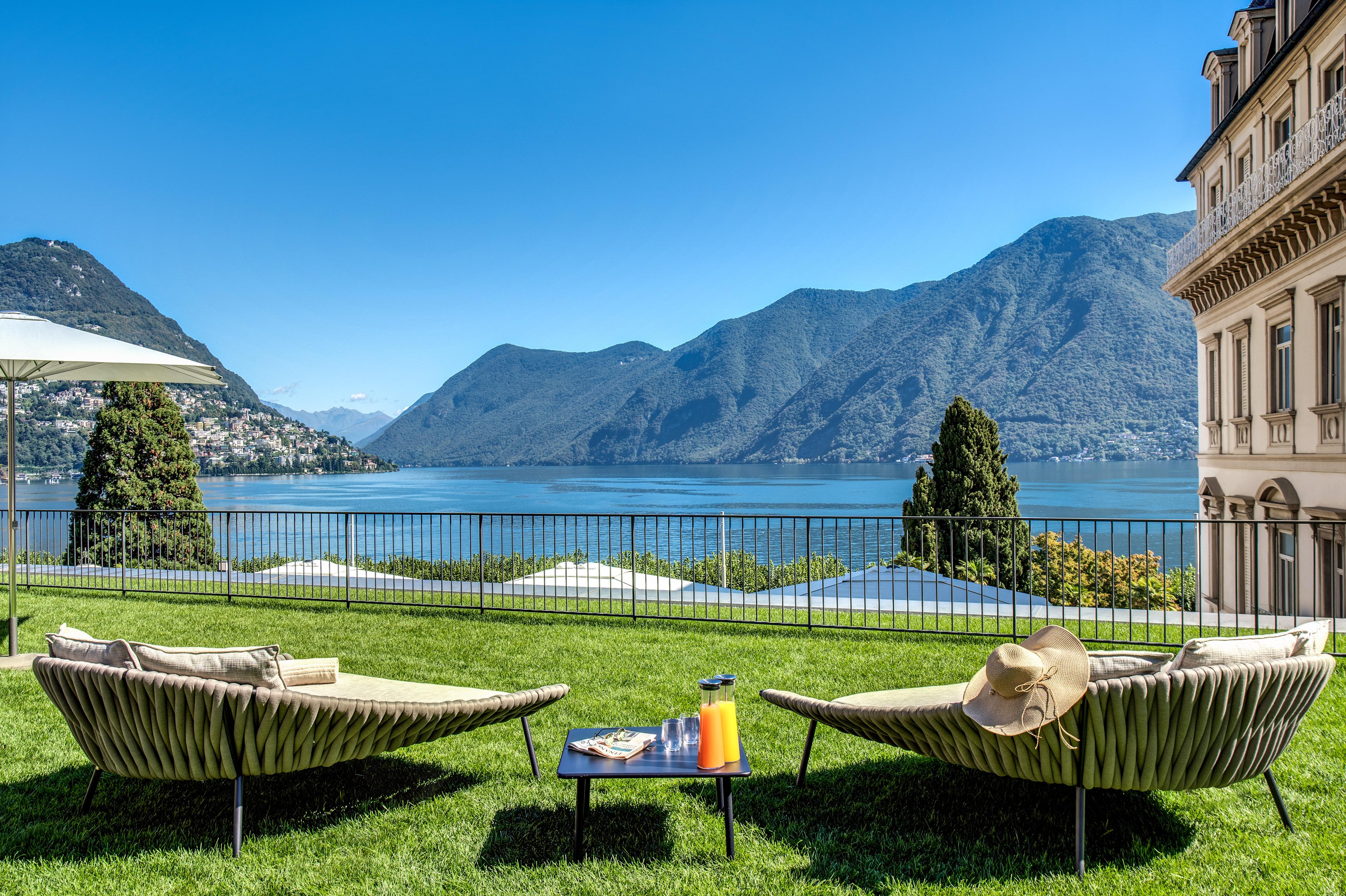 Hotel Splendide Royal Lugano Buitenkant foto The Lake Como view from the hotel