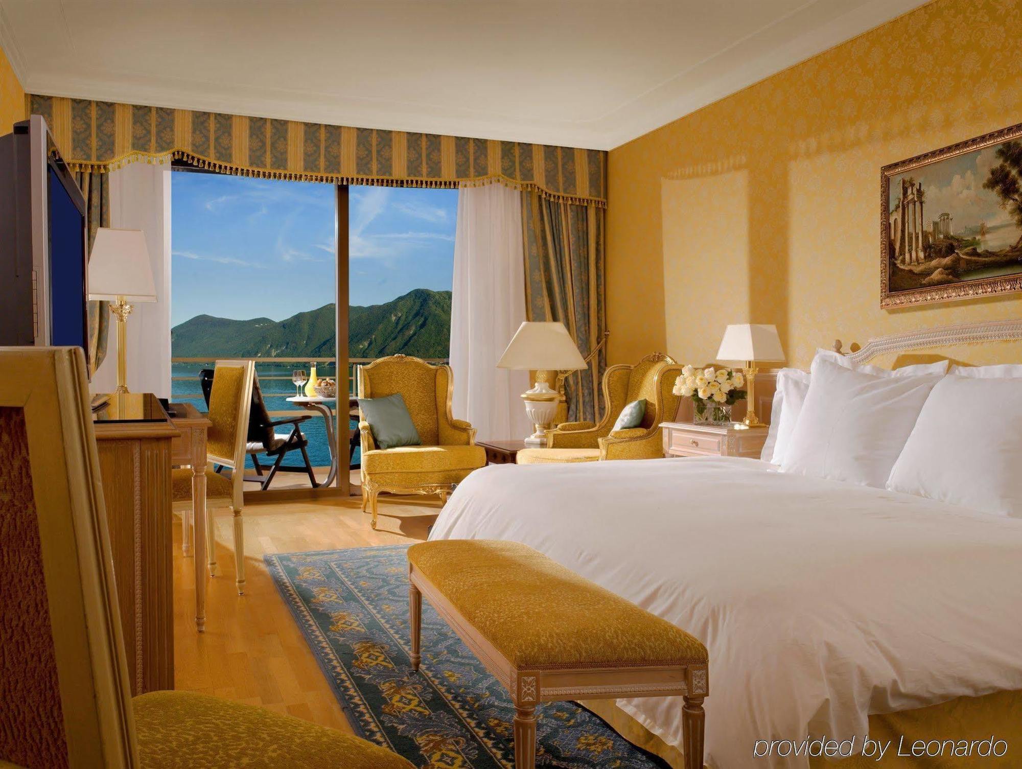 Hotel Splendide Royal Lugano Kamer foto A room at the Four Seasons Hotel