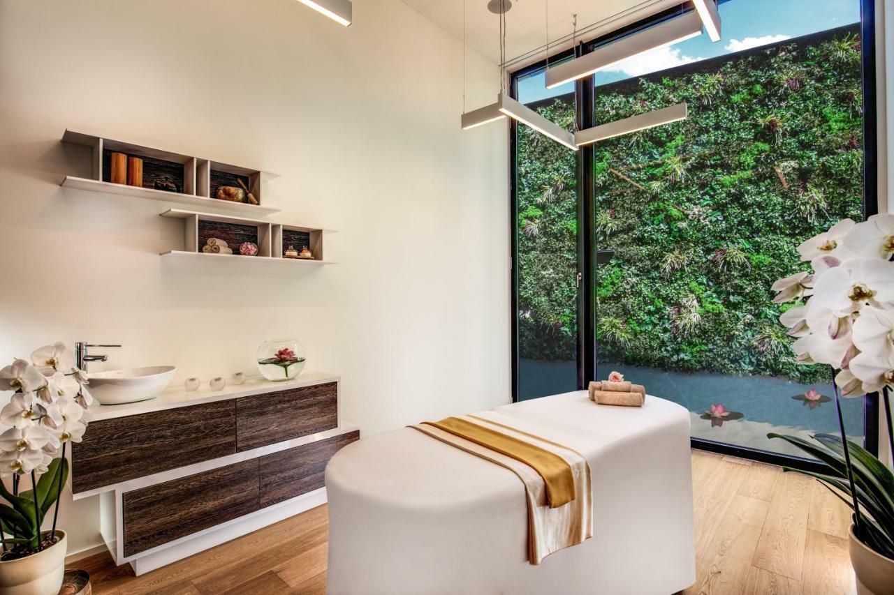 Hotel Splendide Royal Lugano Buitenkant foto Spa at The Westin